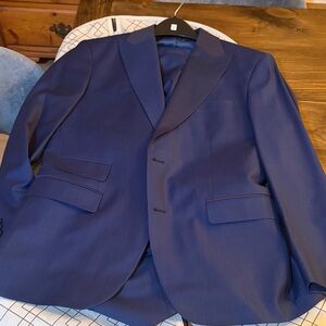 Classic Men's Navy Suit Jacket